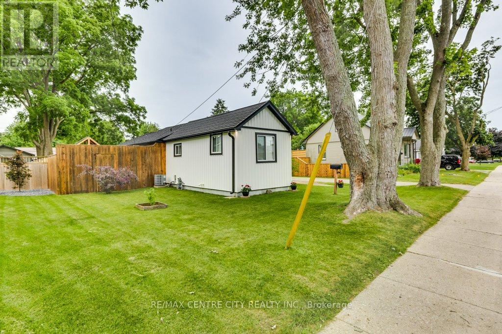 73 FOURTH AVENUE - Image 42