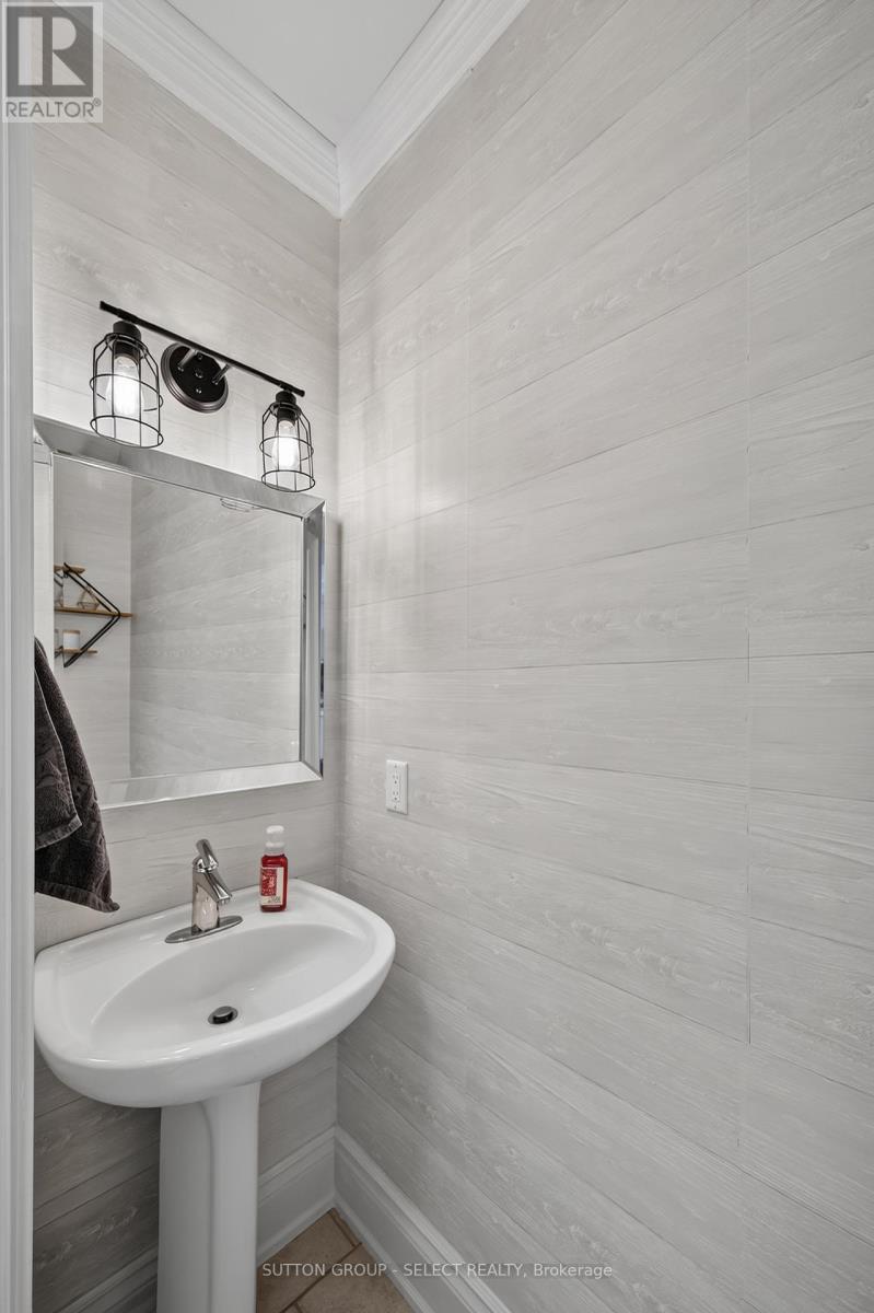 1388 KAINS WOODS TERRACE - Image 15