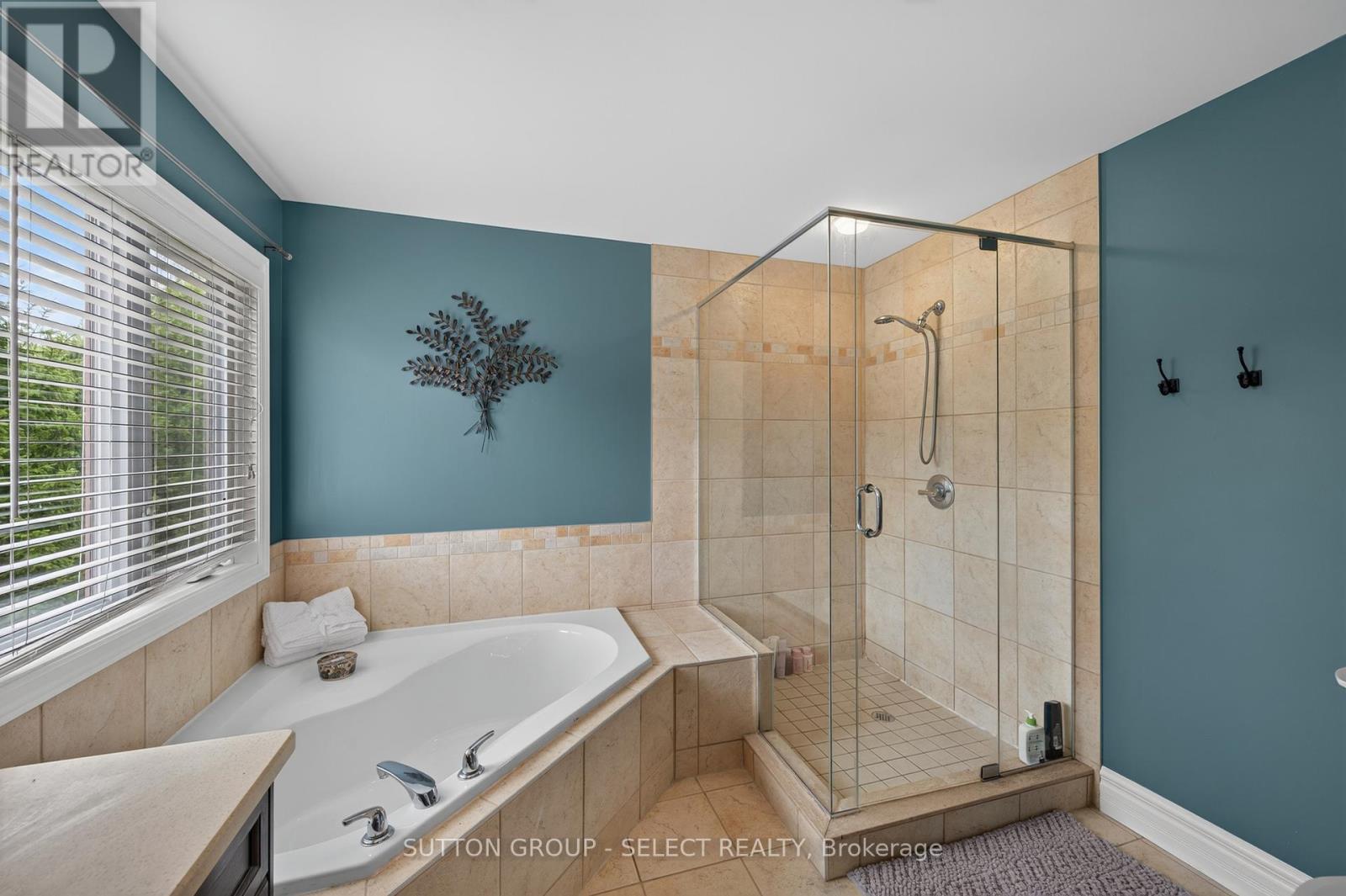 1388 KAINS WOODS TERRACE - Image 18