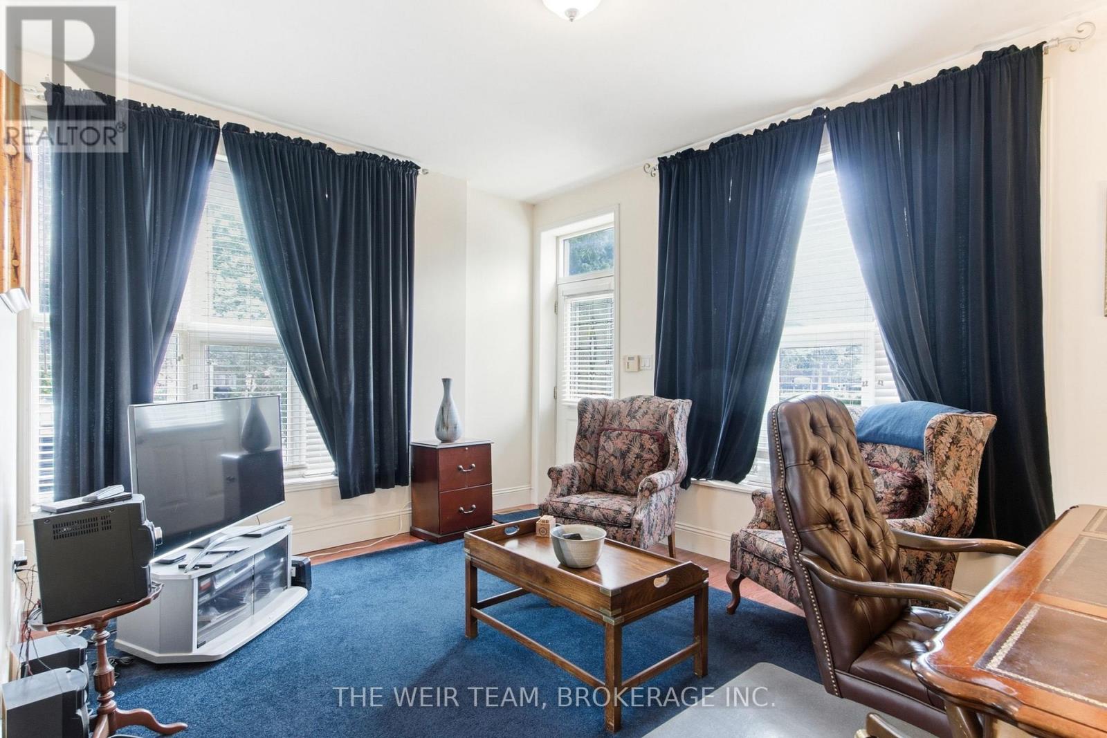 114 DE GRASSI STREET - 12
