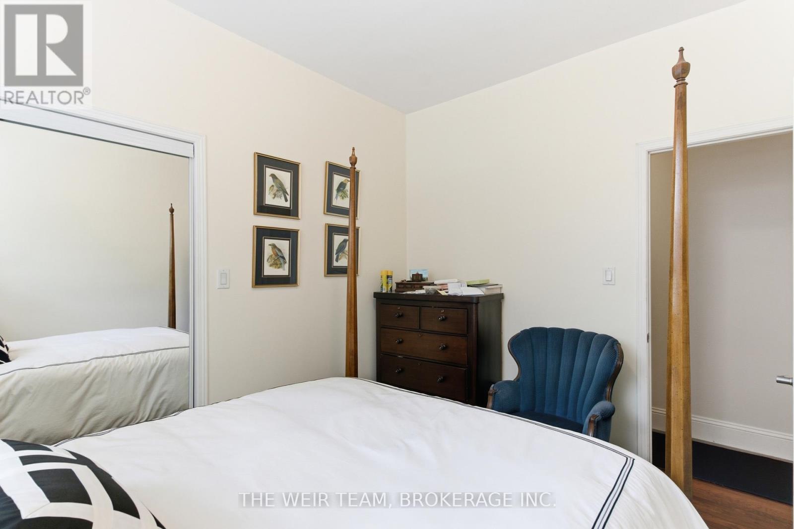 114 DE GRASSI STREET - 16