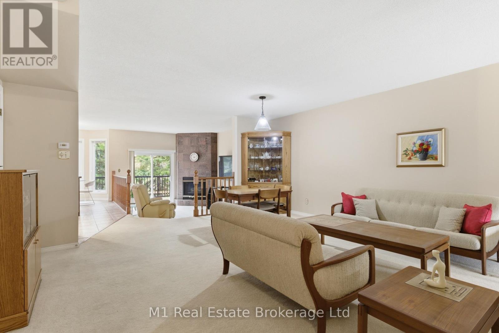 5 MARILYN DRIVE - 11