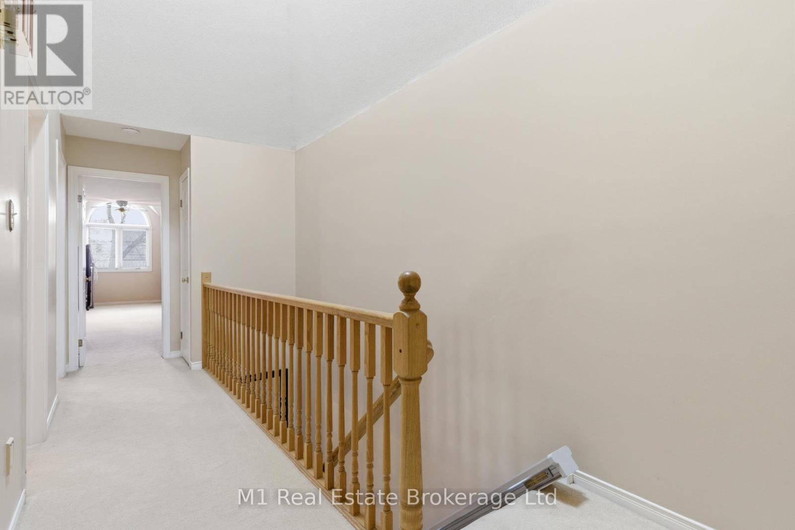5 MARILYN DRIVE - 21