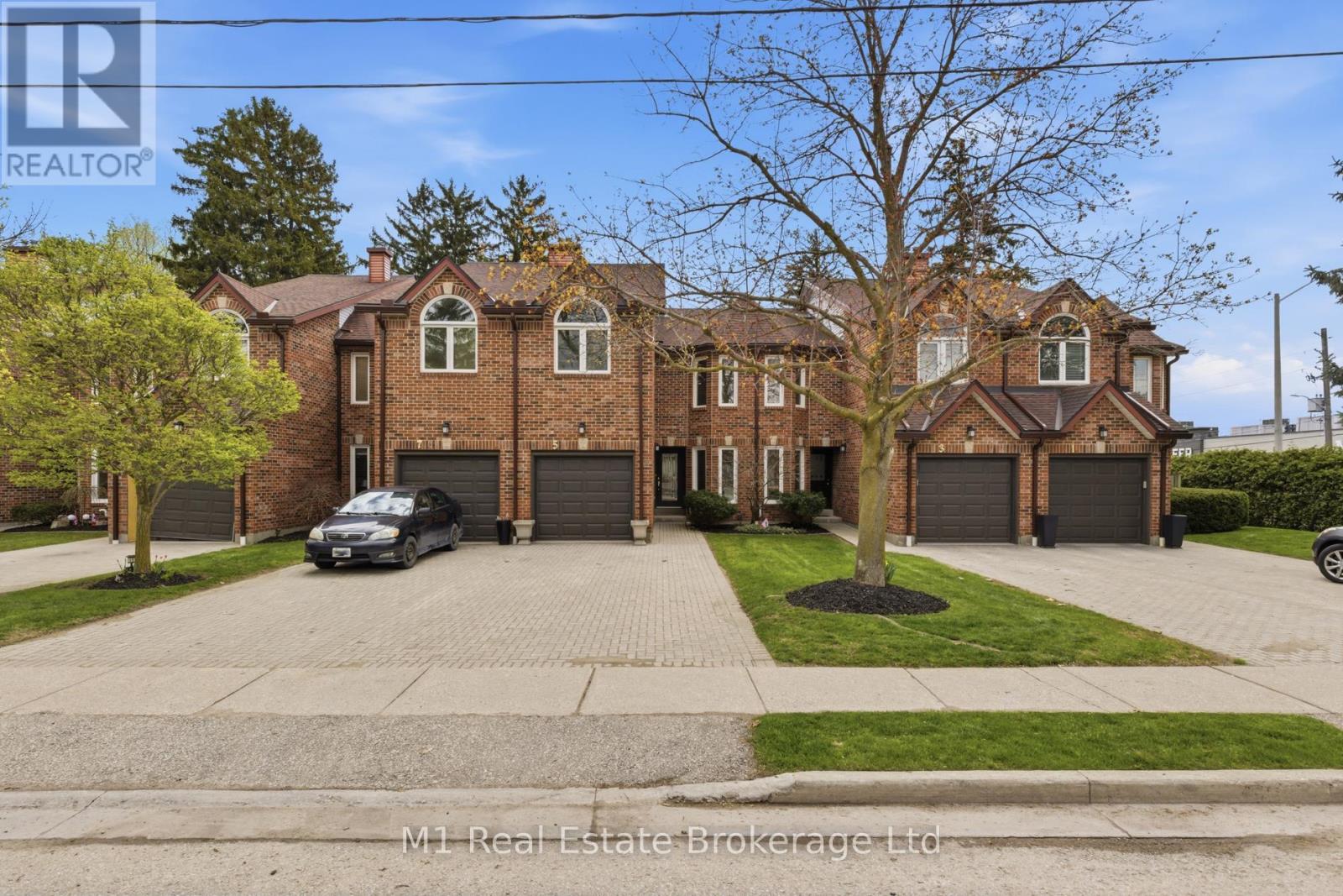 5 MARILYN DRIVE - 7