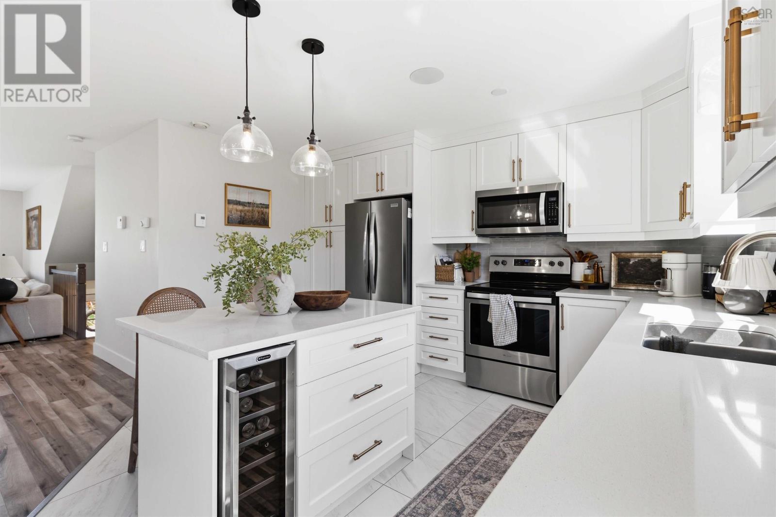 128 Titanium Crescent - 8