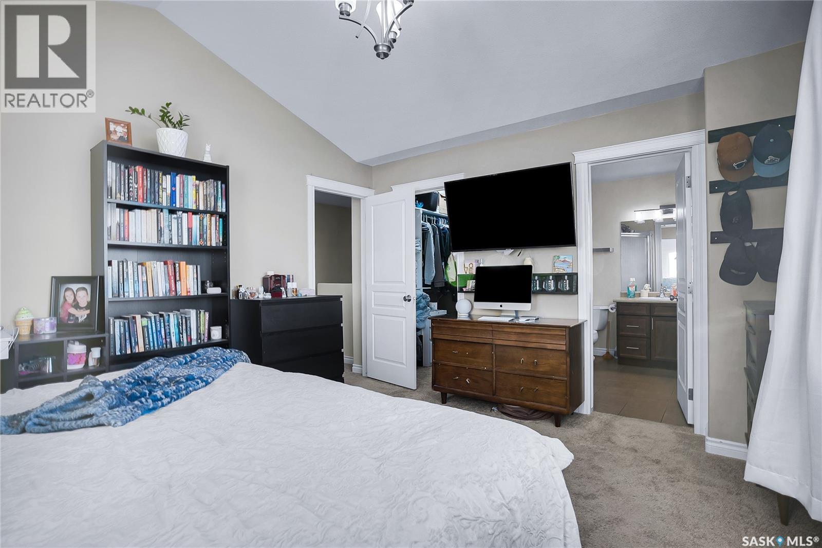 146 West Hampton BOULEVARD - 24