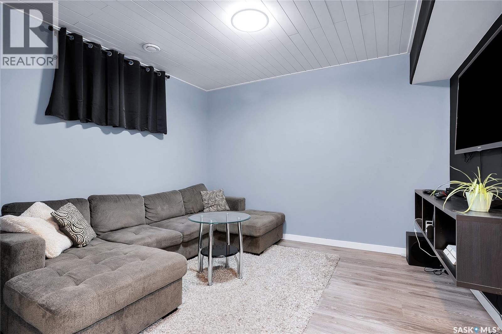 146 West Hampton BOULEVARD - 32