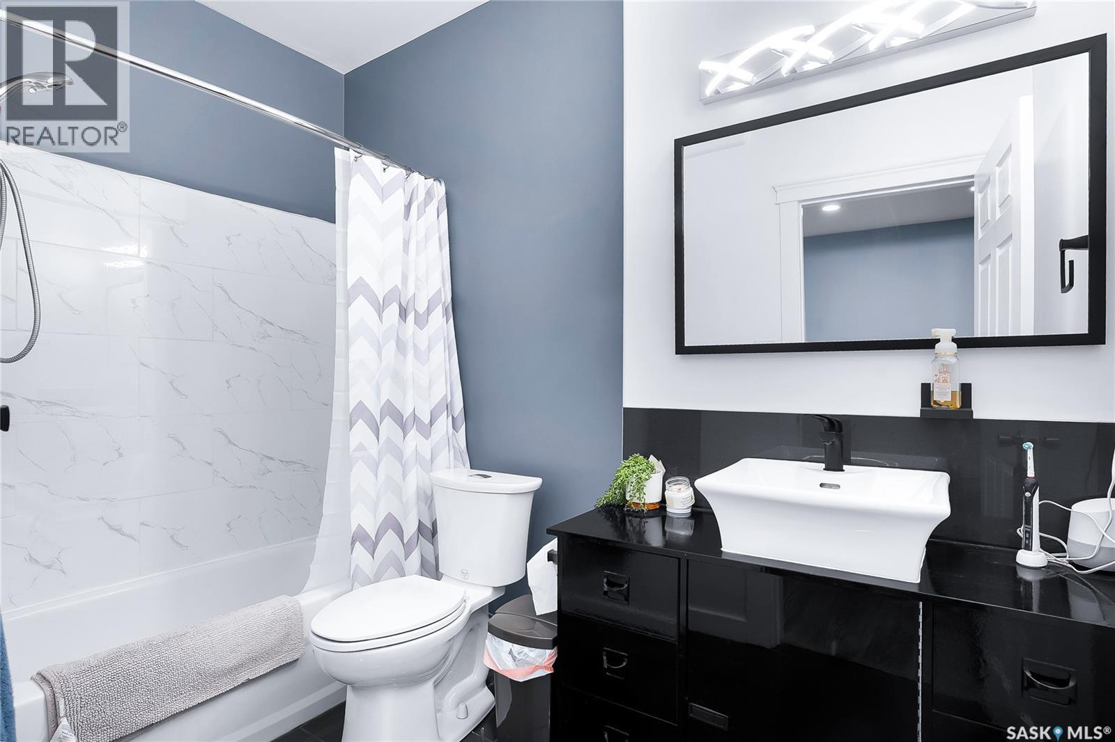 146 West Hampton BOULEVARD - 35