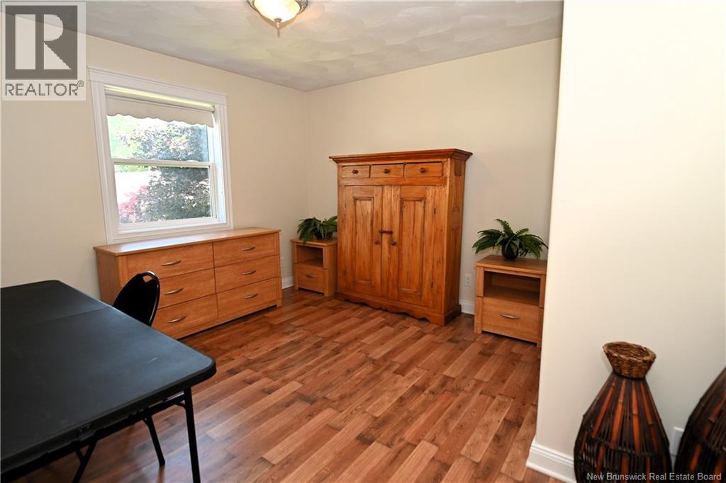 37 Lansdown Avenue - Image 22