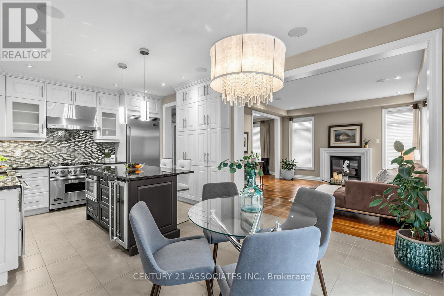 29 BLACK DIAMOND CRESCENT - 18