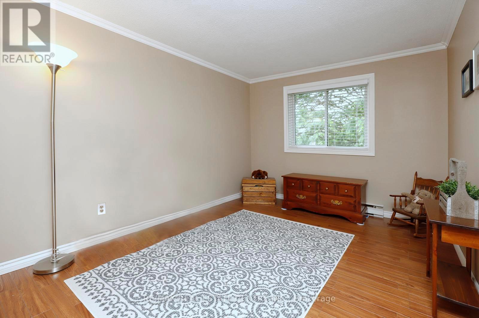 #3 341 WILSON DRIVE - 17
