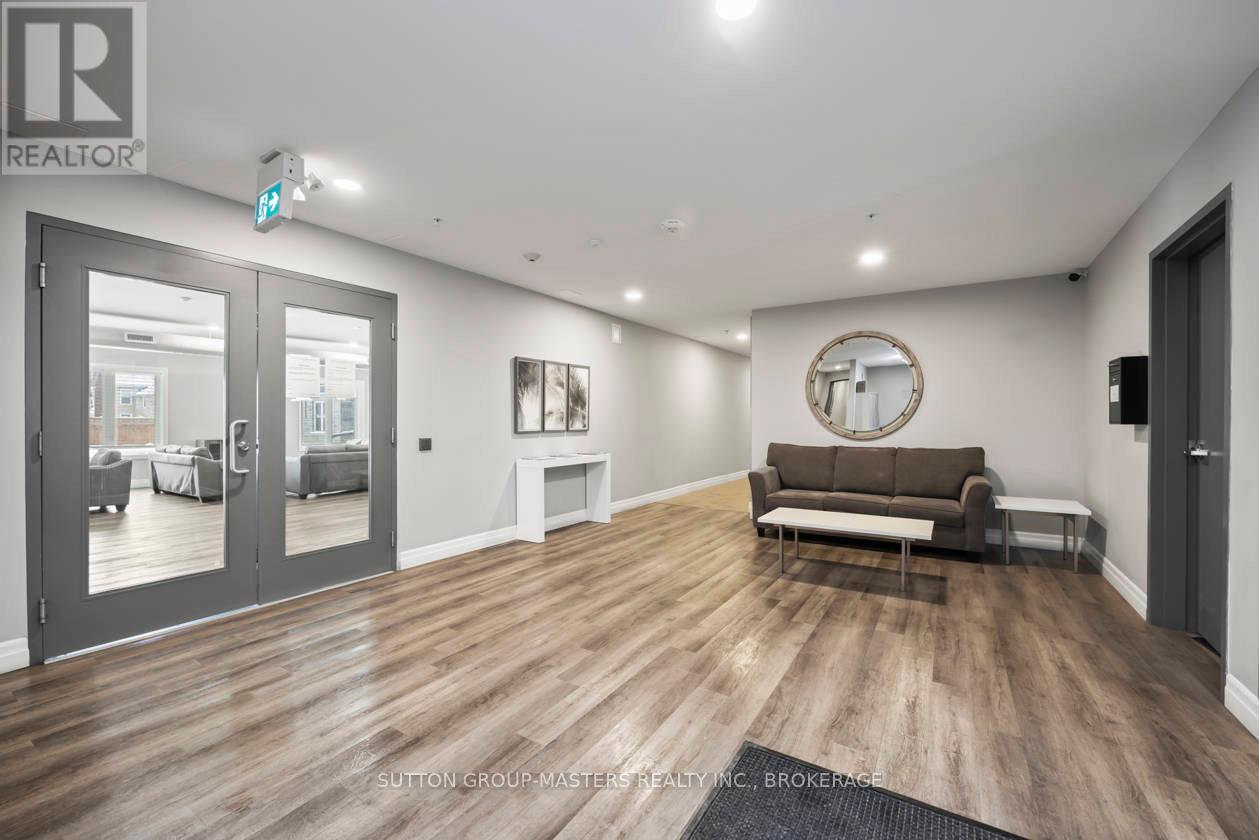 #413 501 FRONTENAC STREET - 20
