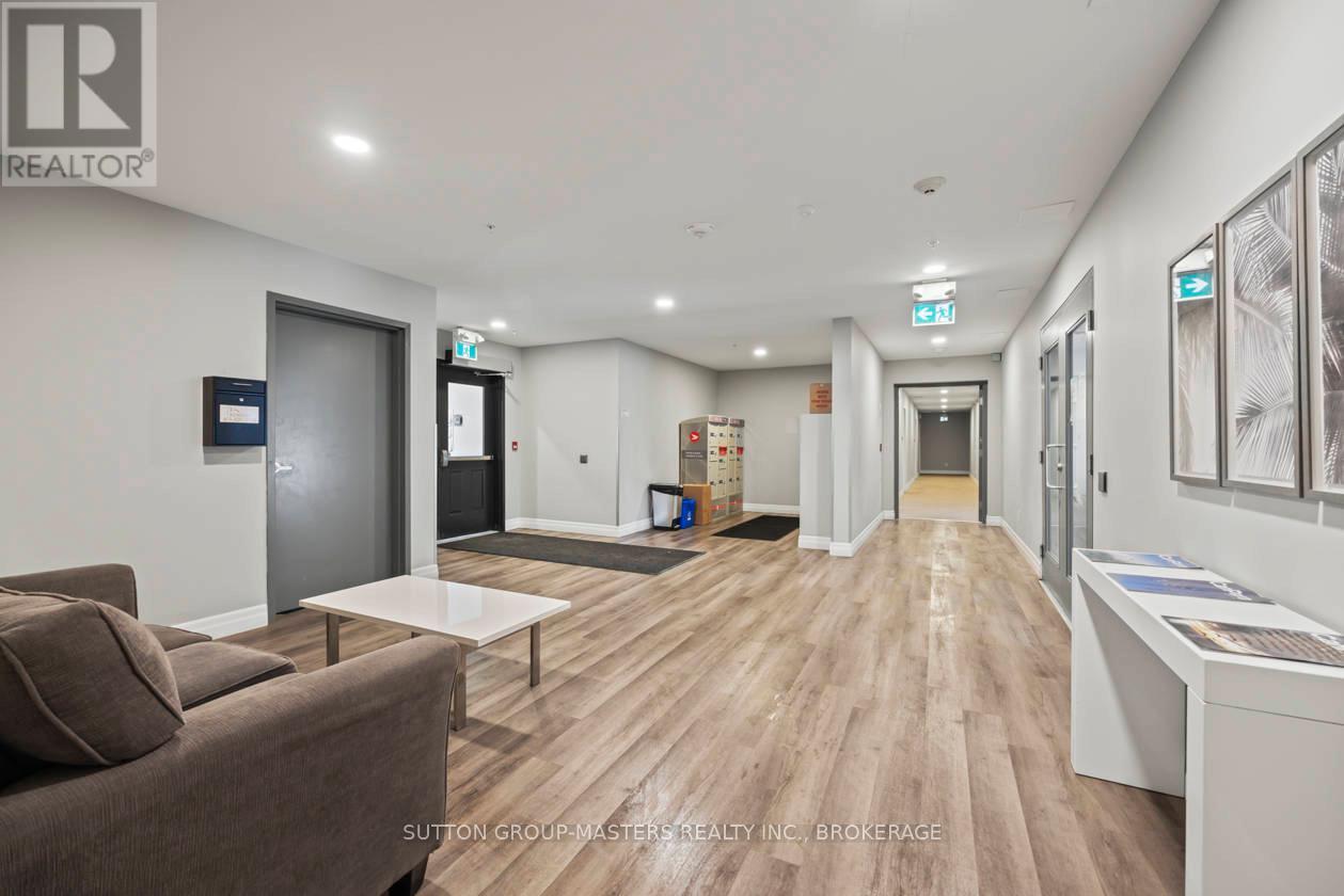 #413 501 FRONTENAC STREET - 19