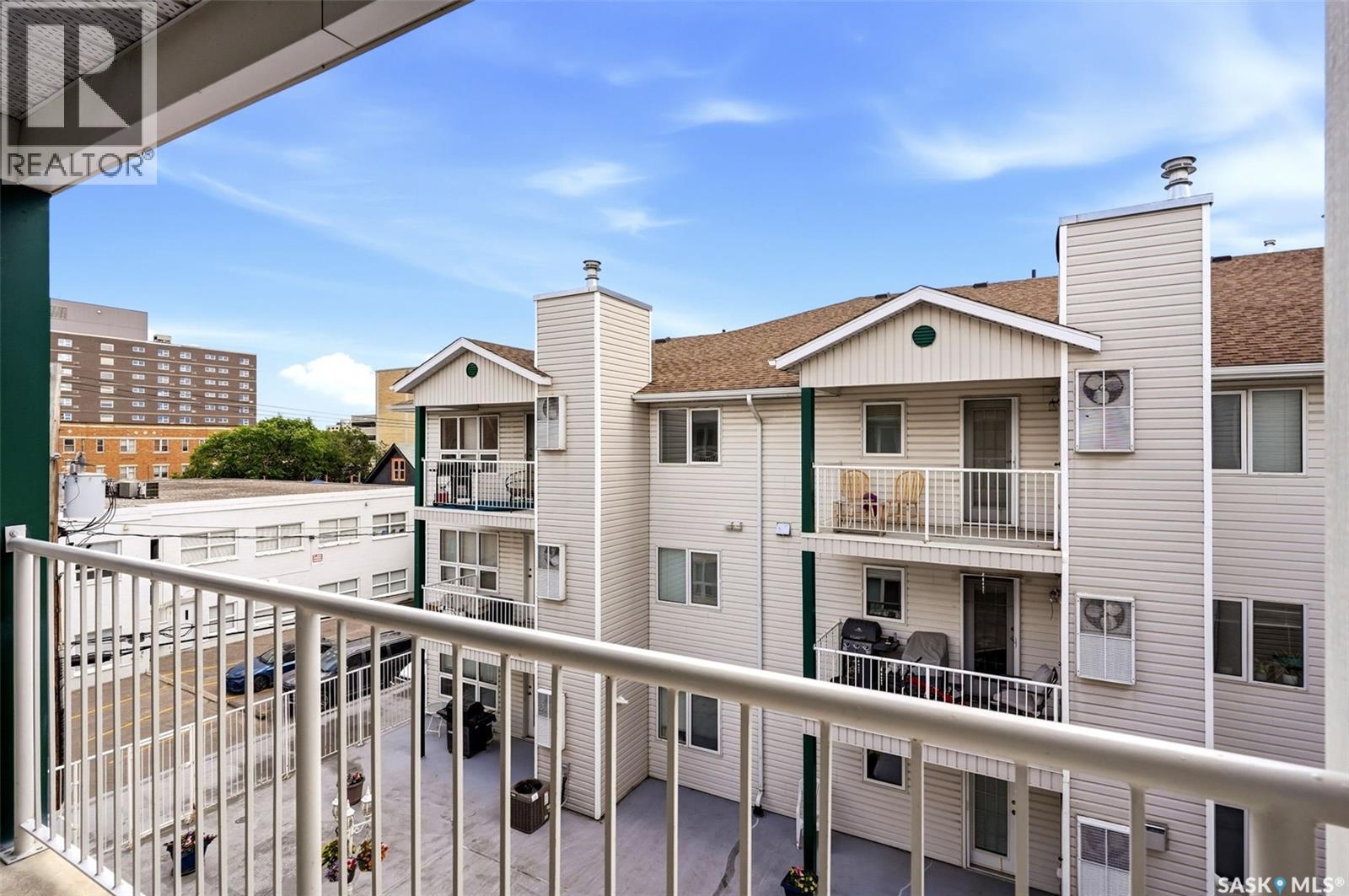 #403 2203 Angus STREET - 23