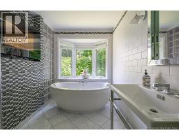 45 Ashland Court, photo 17