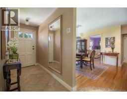 45 Ashland Court, photo 4