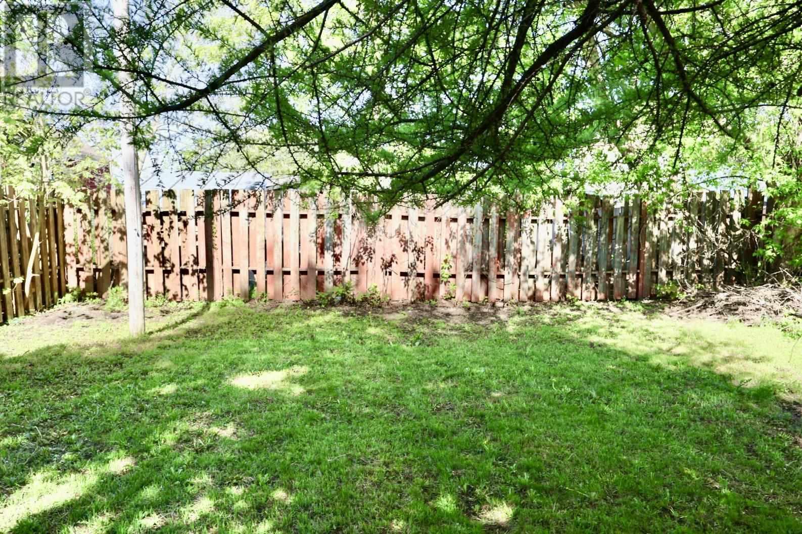 405 John ST - 3