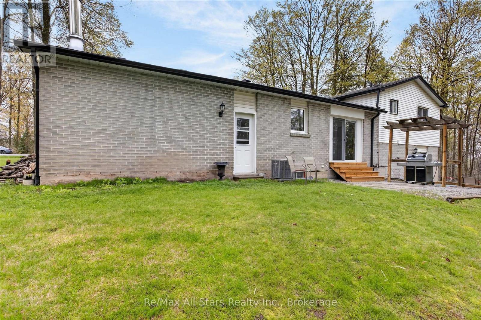 1558 HIGHWAY 7A - 31