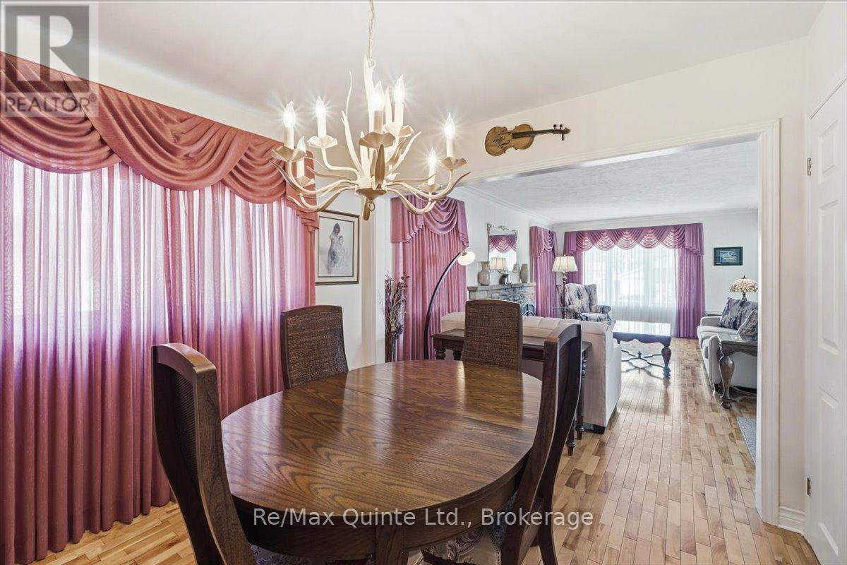 4 GOULD STREET - 15