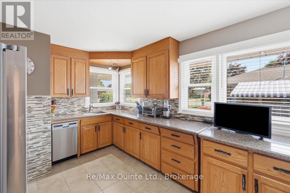 4 GOULD STREET - Image 5