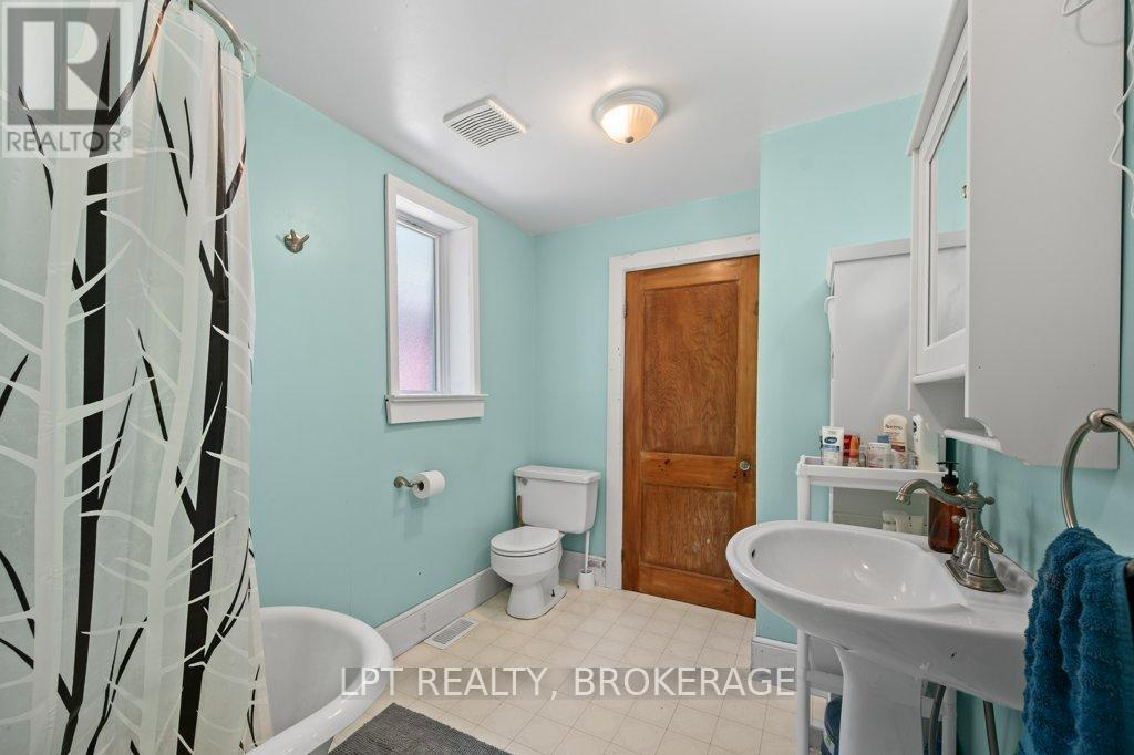 183 SECOND STREET - 11