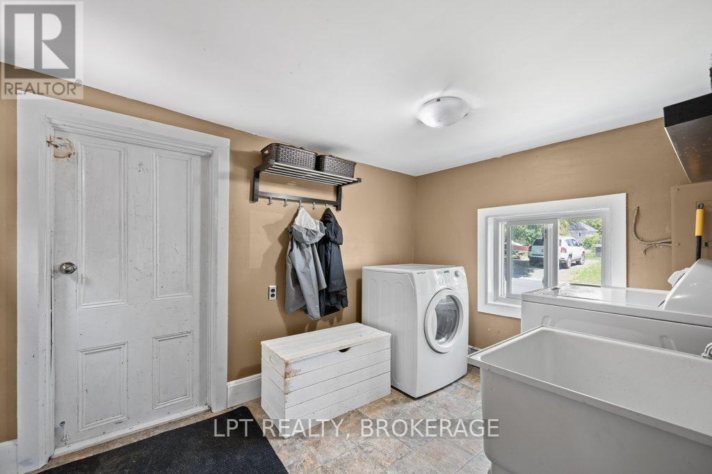 183 SECOND STREET - 15