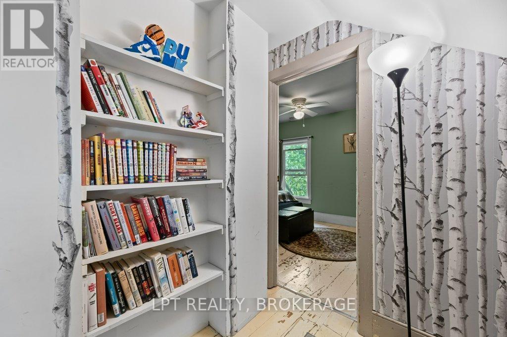 183 SECOND STREET - 22