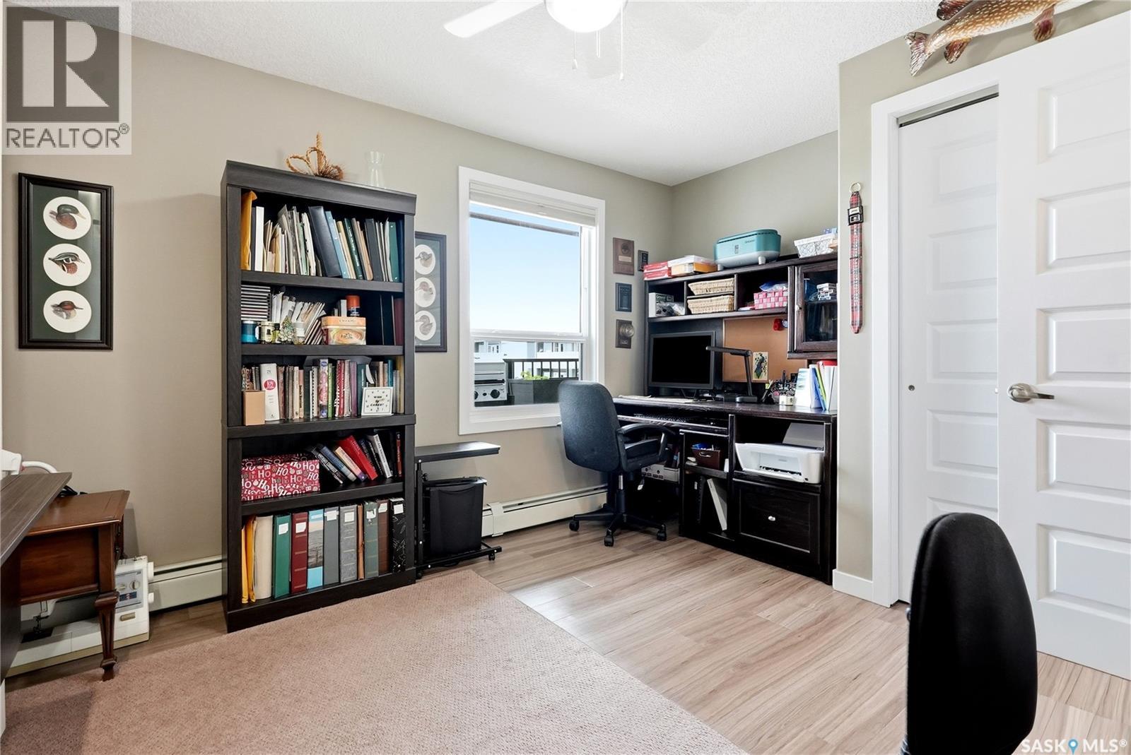 #407 135 Beaudry CRESCENT - 34