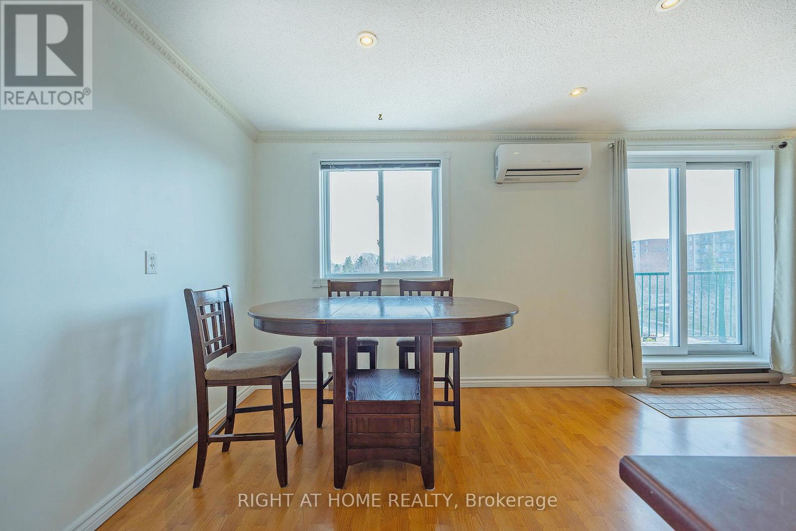 #701 986 HURON STREET - 7