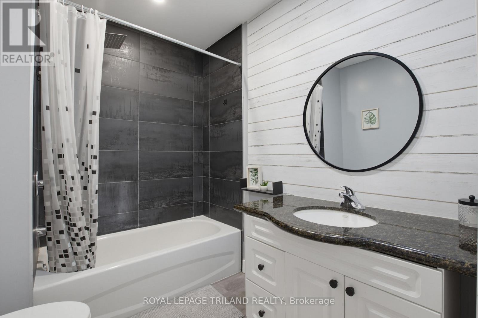 872 STEDWELL STREET - 29