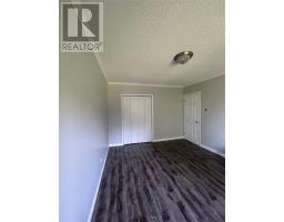 29 Emerald Avenue thumbnail 19