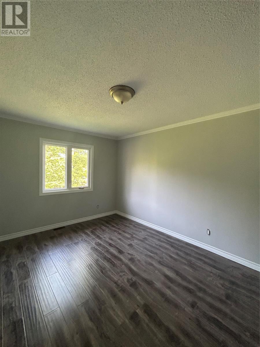 29 Emerald Avenue - 18