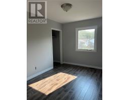 29 Emerald Avenue thumbnail 20