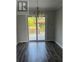 29 Emerald Avenue thumbnail 16