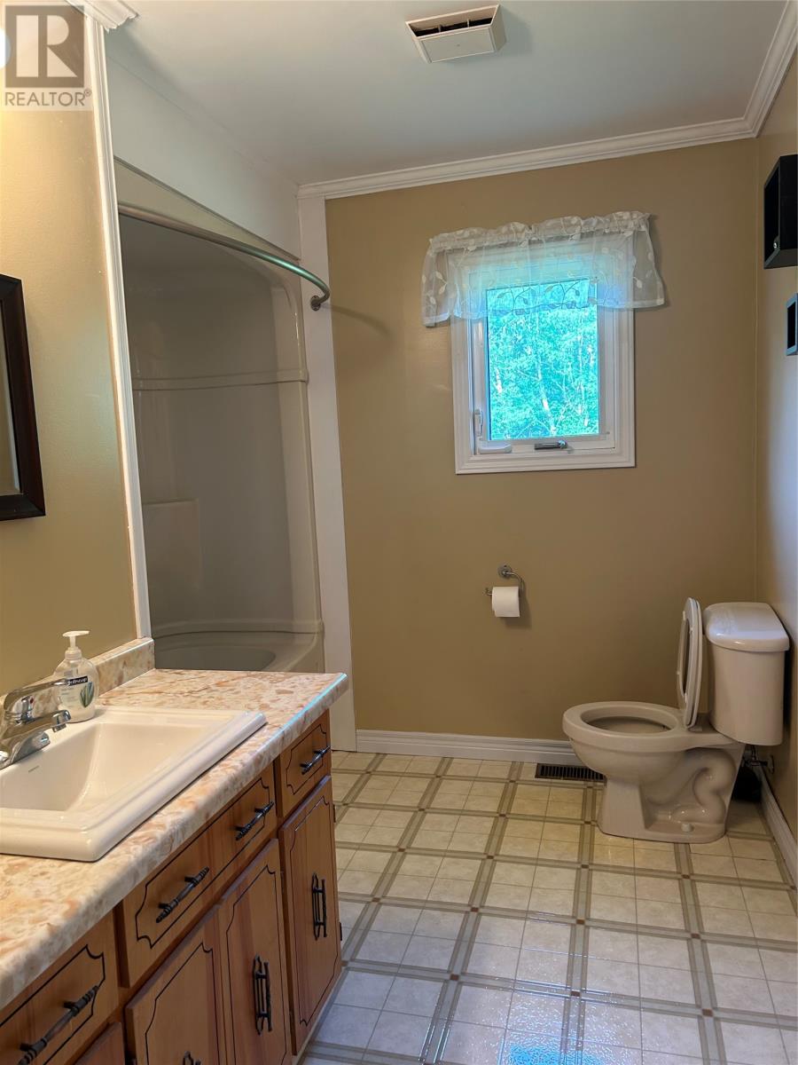 29 Emerald Avenue - 22