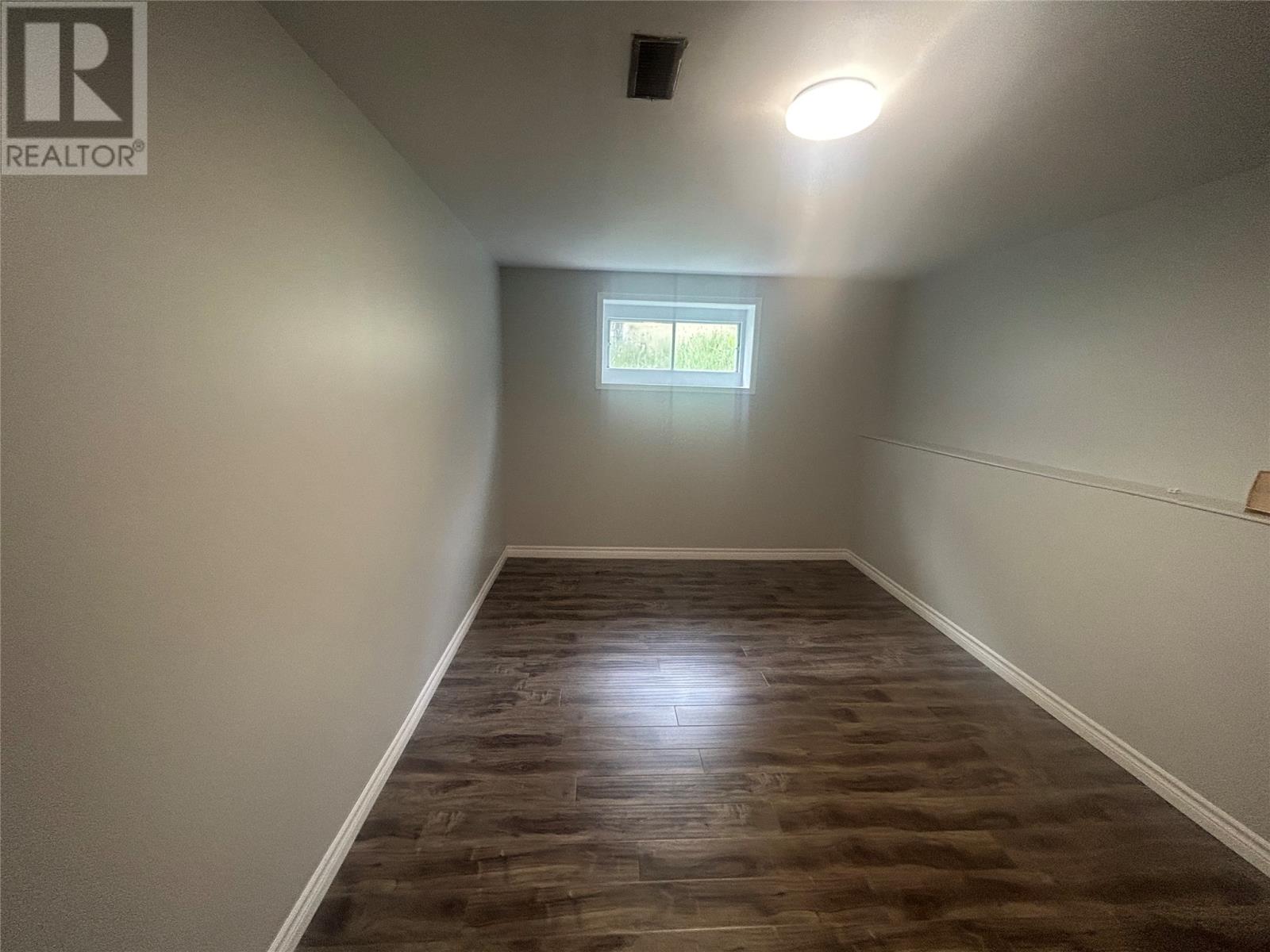 29 Emerald Avenue - 24