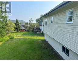 29 Emerald Avenue thumbnail 4