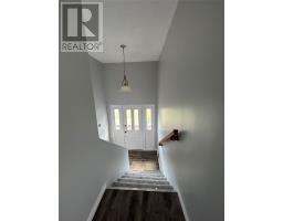 29 Emerald Avenue thumbnail 8