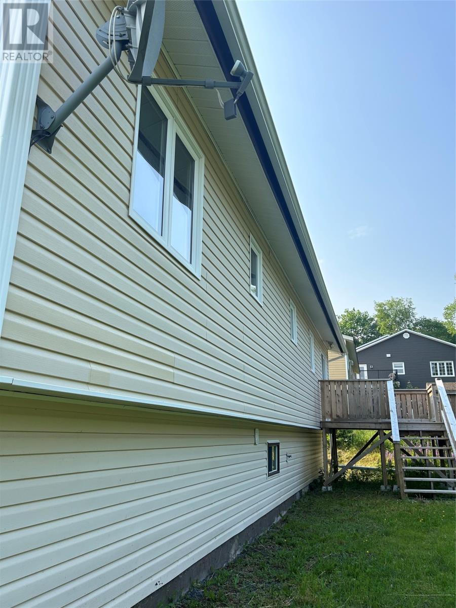 29 Emerald Avenue - 3