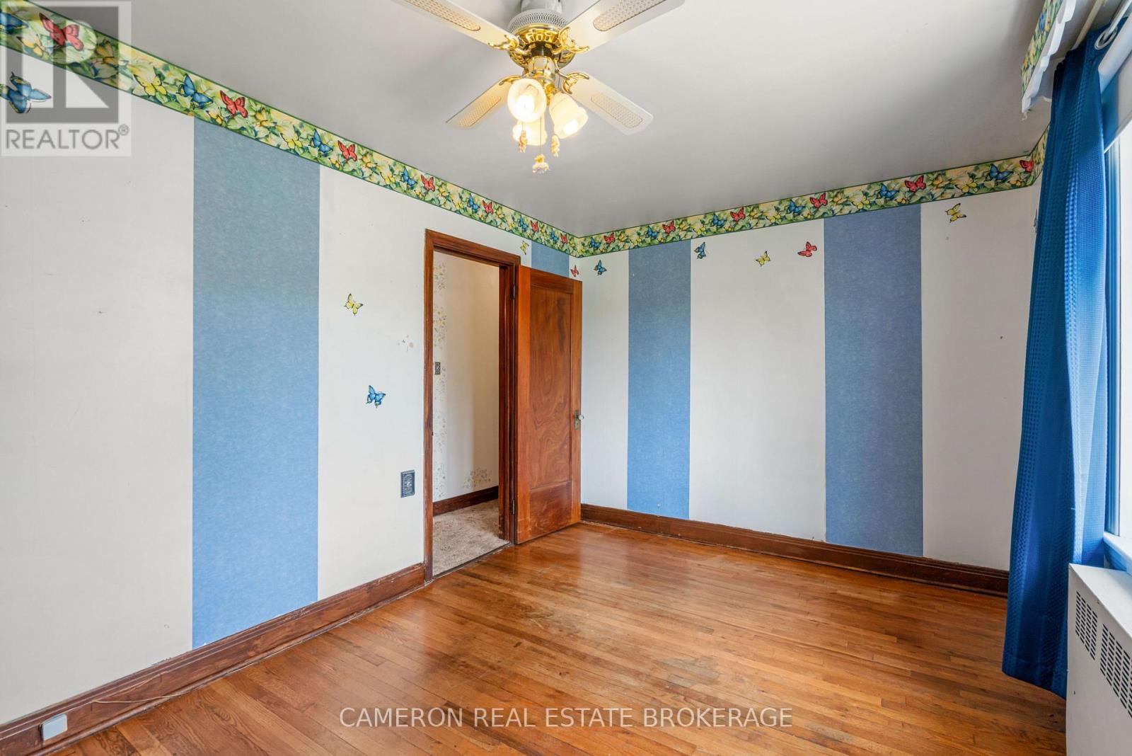 11 DUNBAR AVENUE - 20