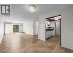 Dining room - 1450 Bertram Street Unit# 319, Kelowna, BC V1Y8R9 Photo 9