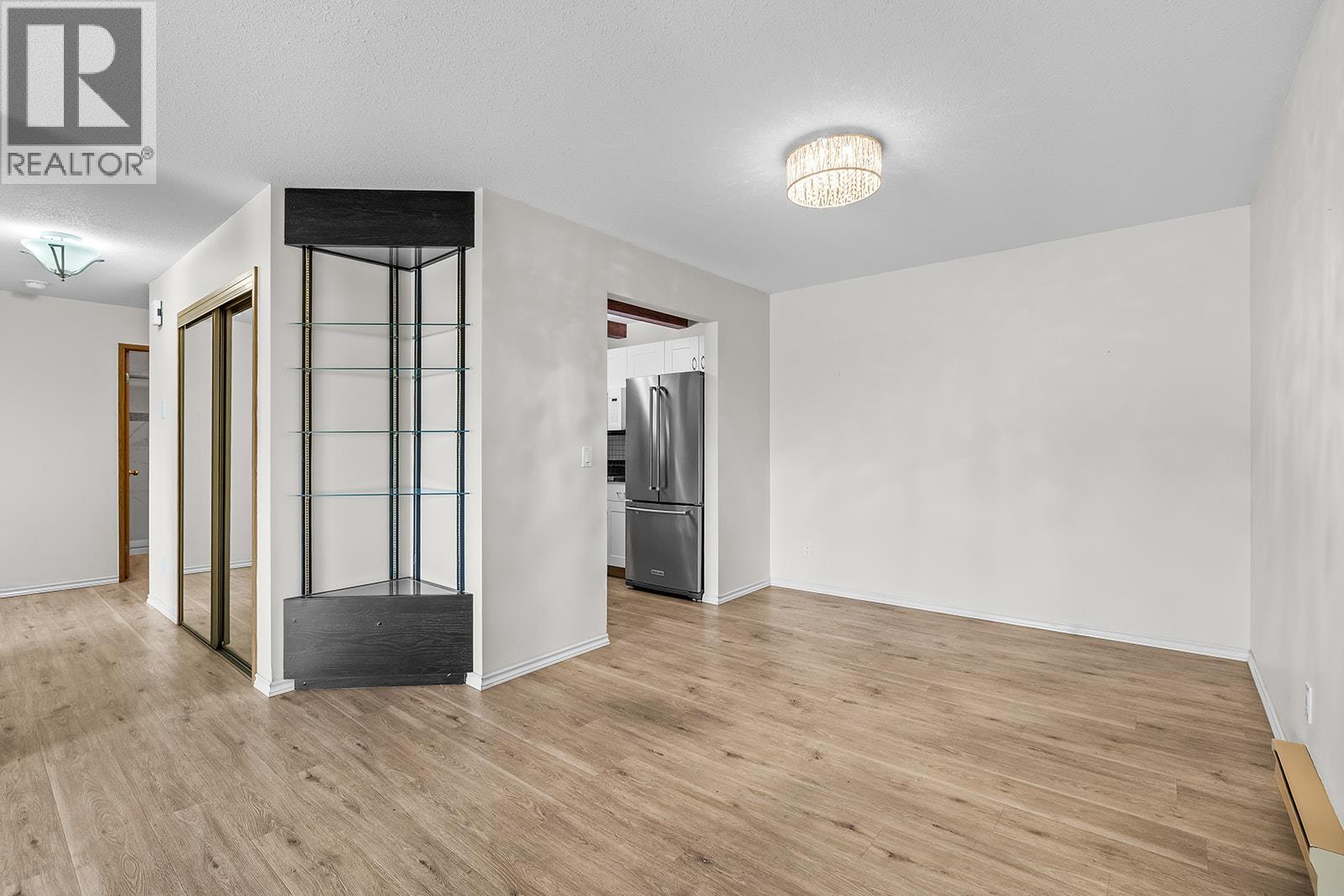 #319 1450 Bertram Street - 10