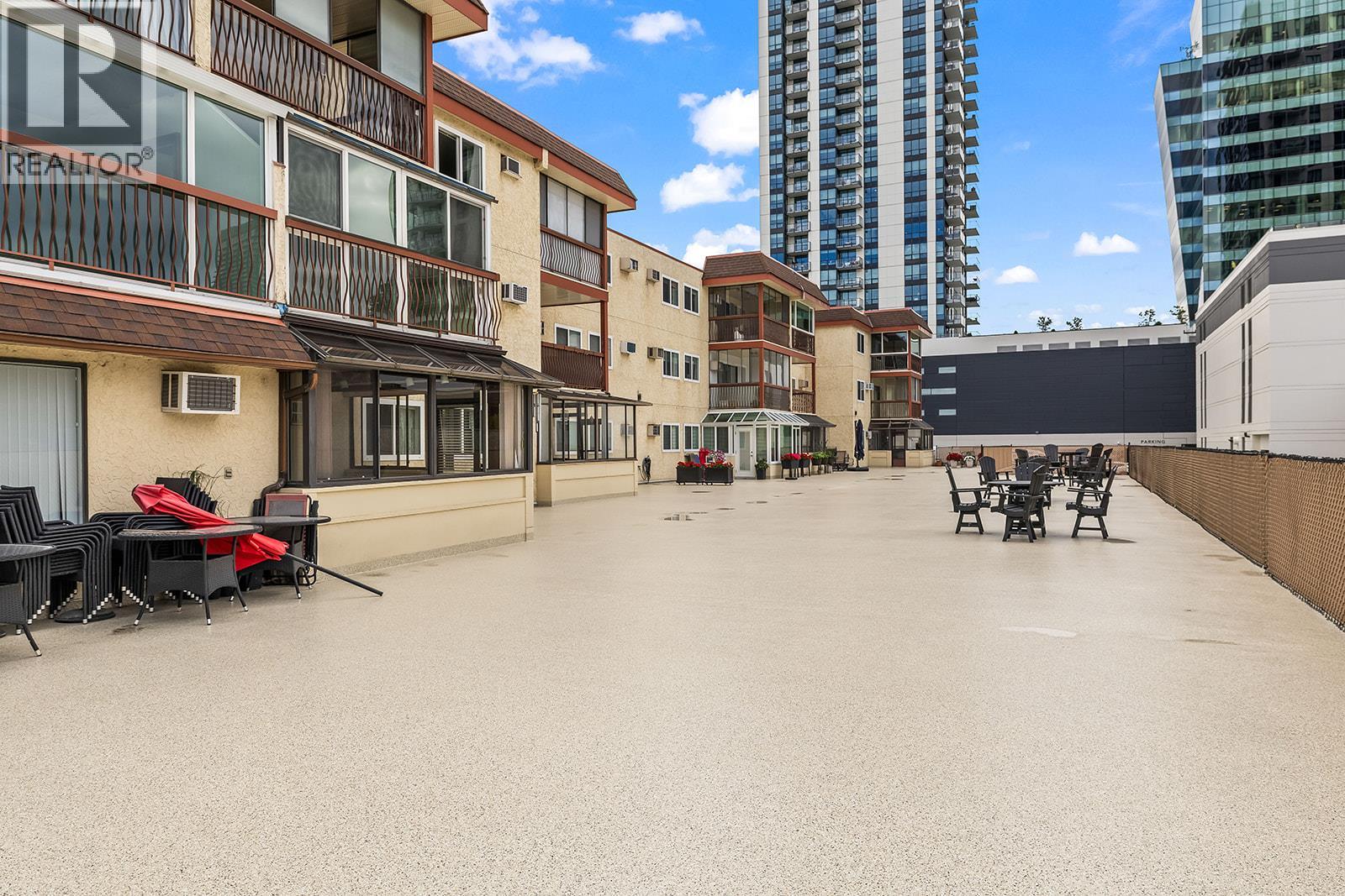#319 1450 Bertram Street - 37