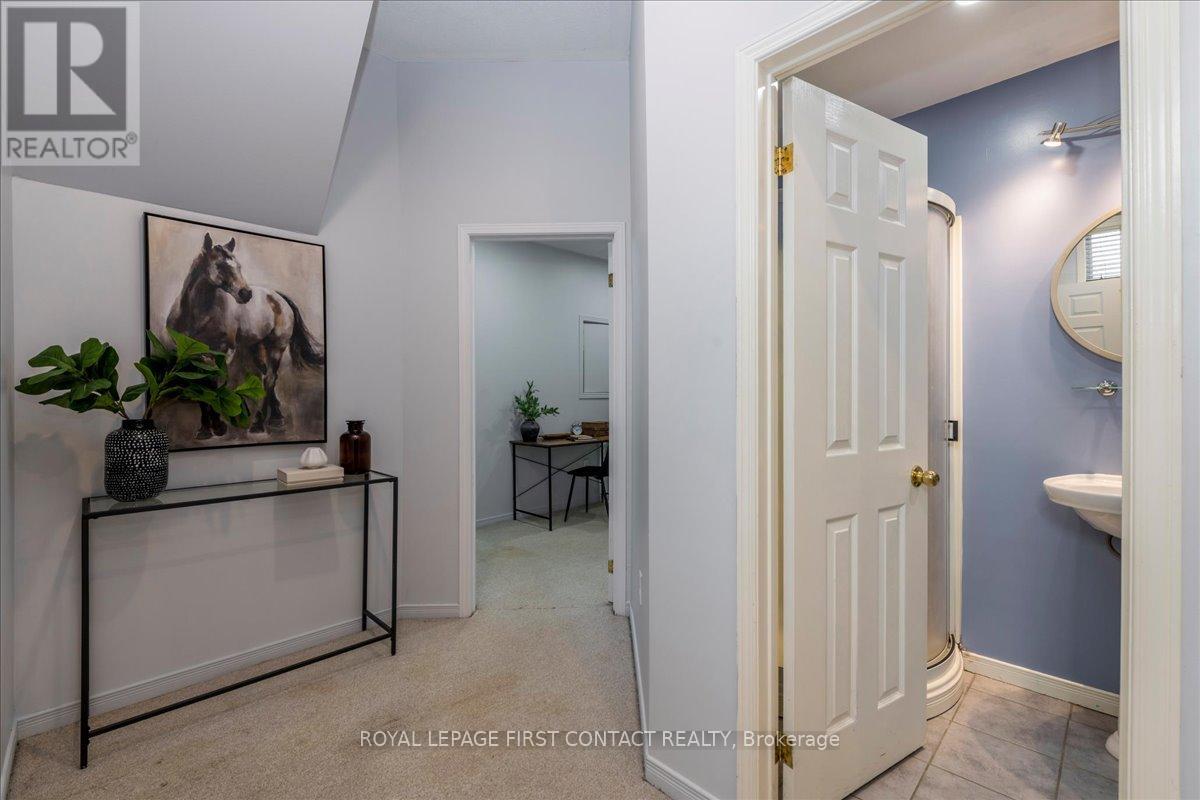 36 CHURCHLAND DRIVE - 25