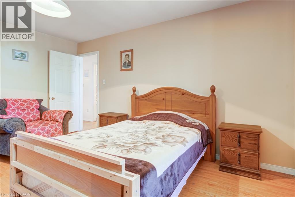 186 ADELINE Avenue - 22