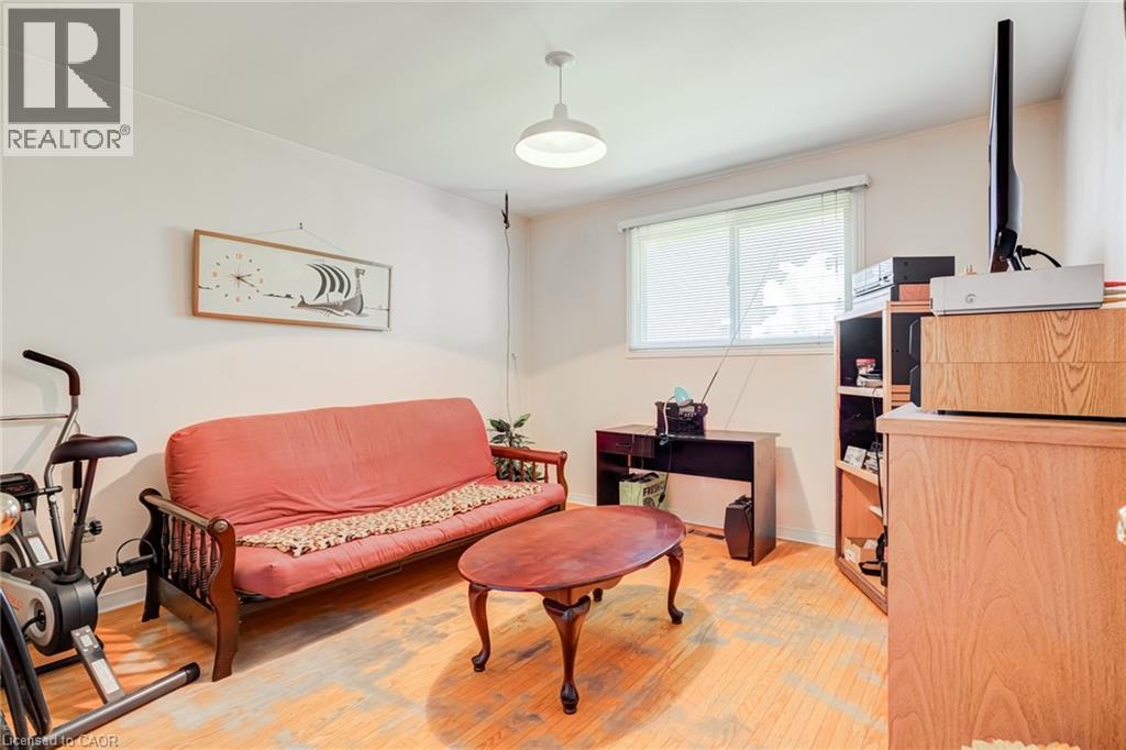 186 ADELINE Avenue - 25