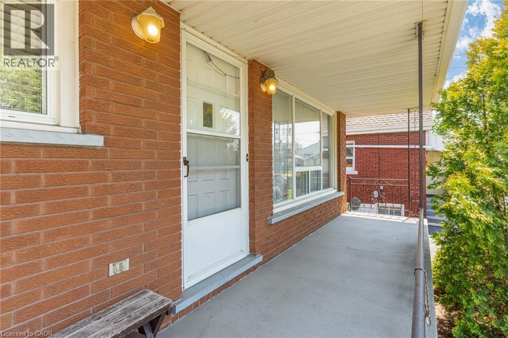 186 ADELINE Avenue - 4