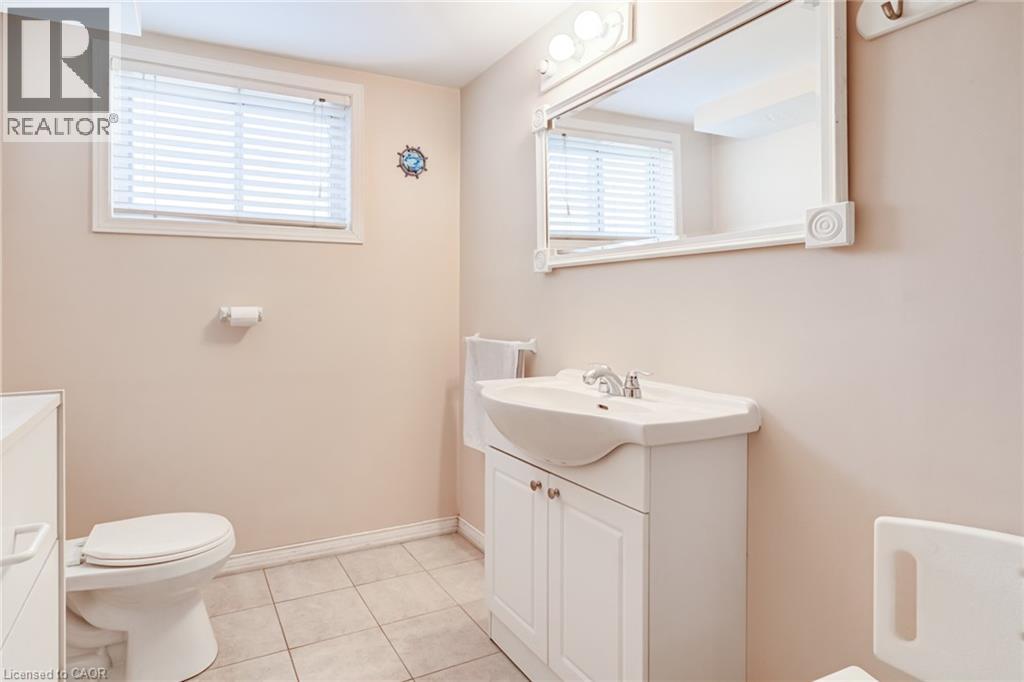 186 ADELINE Avenue - 40
