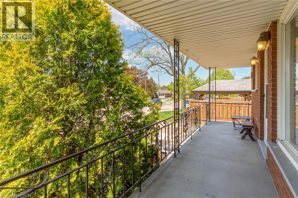 186 ADELINE Avenue - 5