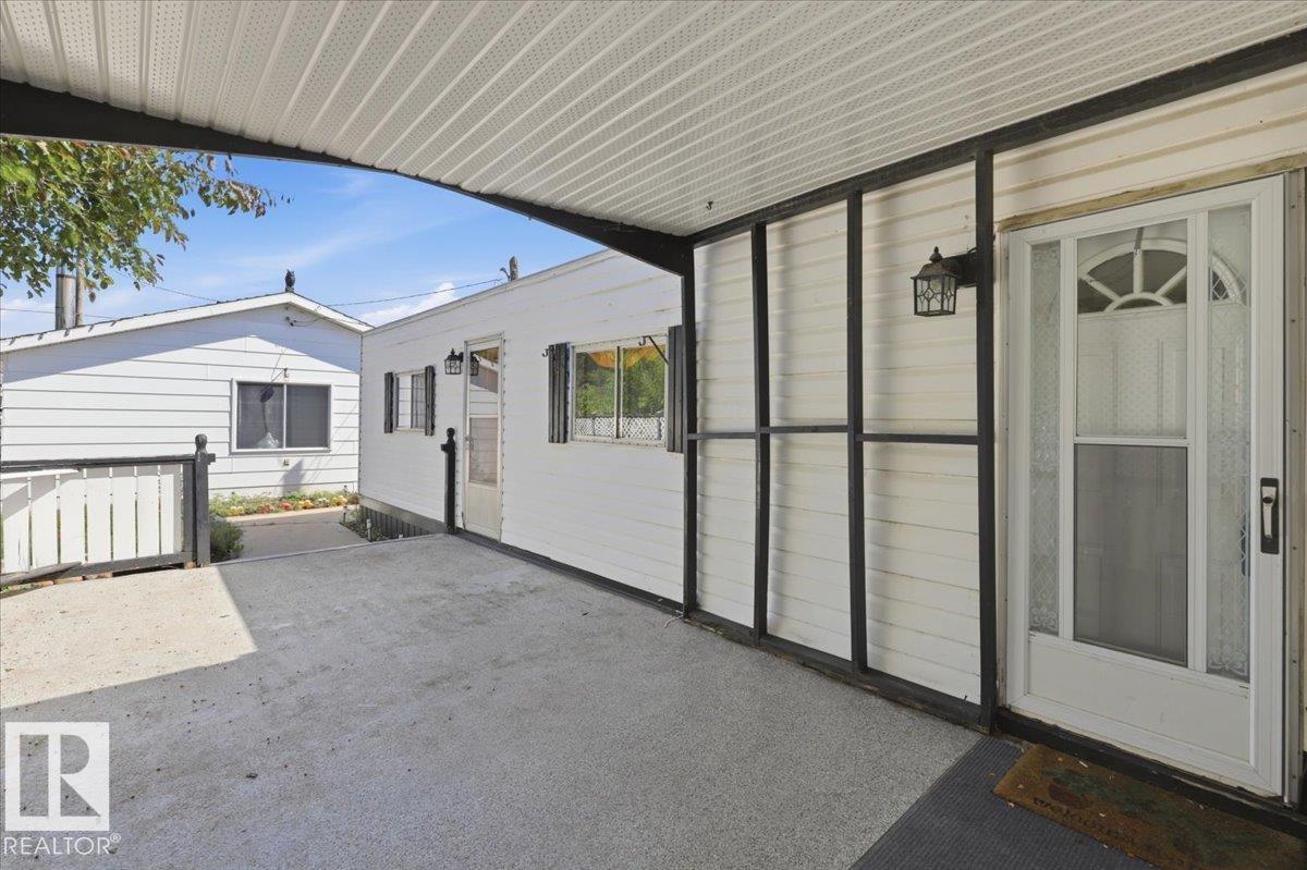 5108 44ave - 19